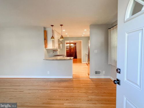 4426 Strathmore Ave, Garrett Park MD  20896-1544 exterior