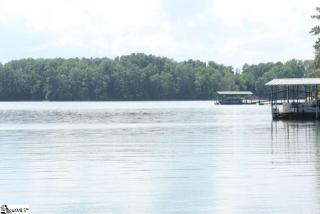 106 Woodbridge Ln, Starr, SC 29684-9438