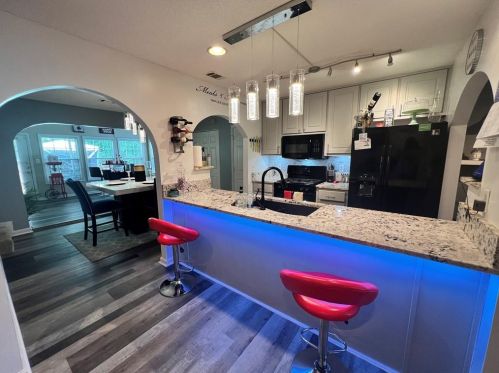 6664 Saganaw Dr, Rex GA 30273-2227 exterior