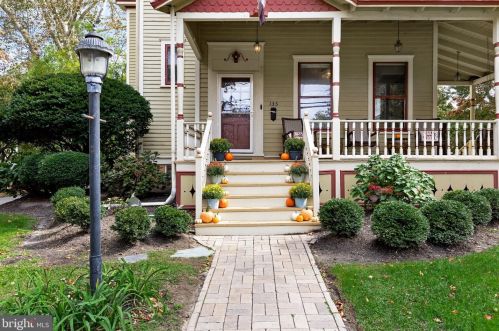 135 Warwick Rd, Tavistock NJ  08033-3706 exterior