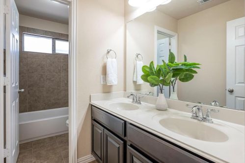 9309 Shoveler Trl, Fort Worth TX  76118-7779 exterior