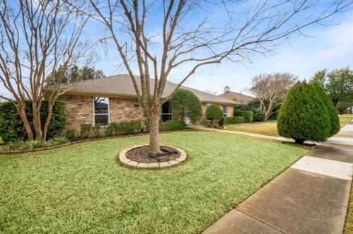 1704 Hearthstone Dr, Plano, TX 75023-7445