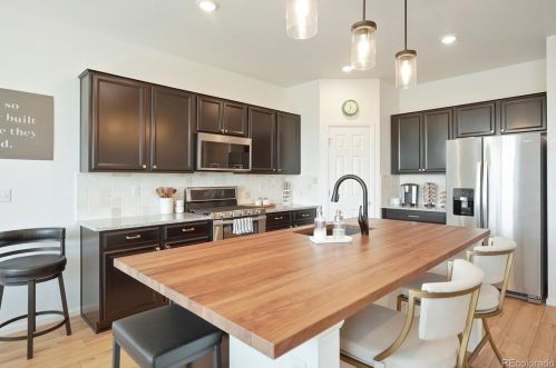 9274 Sedalia St, Denver CO  80022-8853 exterior