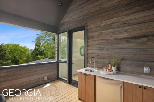 454 Beverly Rd, Atlanta GA  30309-2731 exterior