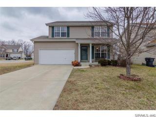 2670 Brookmeadow Dr, Belleville, IL 62221-7133