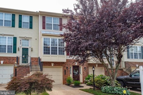 8132 Cerromar Way, Gainesville, VA 20155-2874
