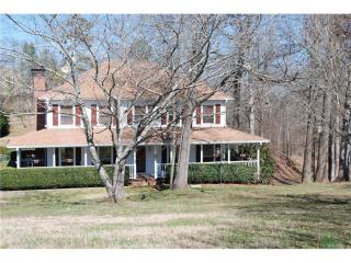 868 James Burgess Rd, Suwanee, GA 30024-1131