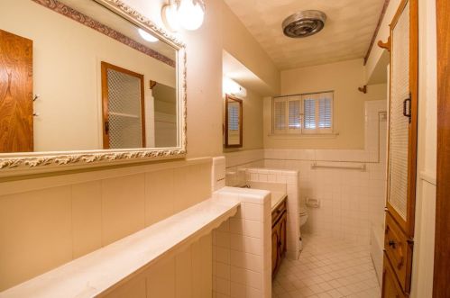 818 Wildgrove Dr, Garland TX  75041-4434 exterior