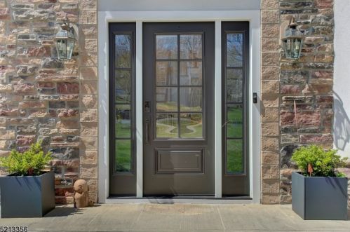 30 Kern Dr, Roxbury Township, NJ 07836-9726