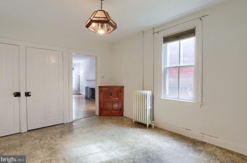 326 Mary St, Lancaster PA  17603-3331 exterior