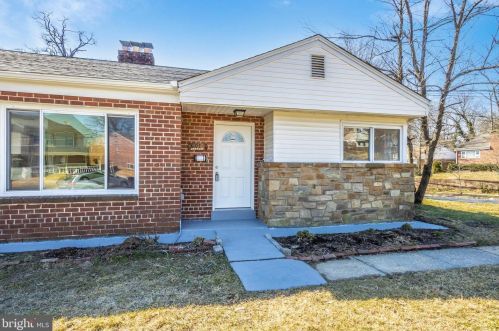 8107 Lockney Ave, Silver Spring MD 20912-7304 exterior