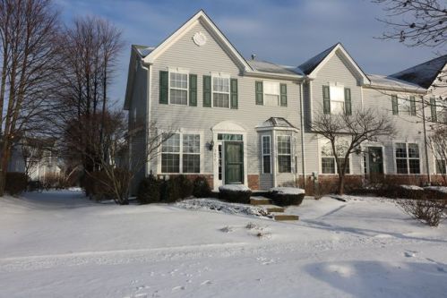 2040 Wagner Rd, Batavia, IL 60510-8919