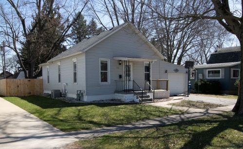 412 Depot St, Mazon, IL 60444-3708