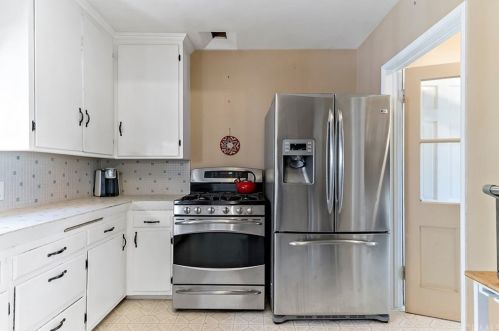 2930 Adams St, Glendale CA 91206-3422 exterior