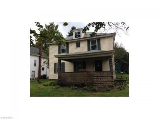 399 State St, Concord Township OH  44077-4125 exterior