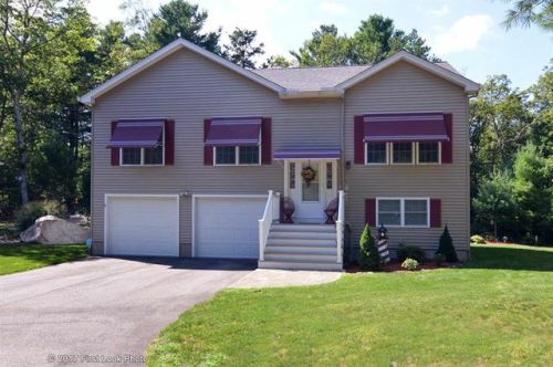 4561 County Trl, Charlestown RI  02813-3629 exterior