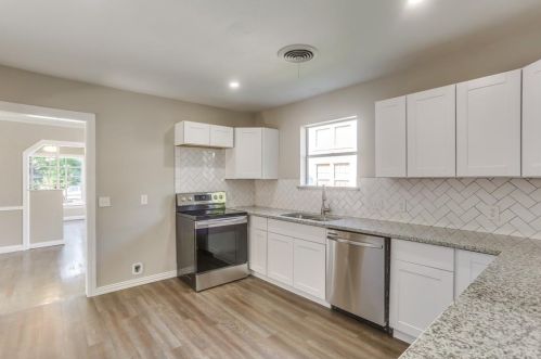 3505 Yucca Ave, Fort Worth TX  76111-4840 exterior