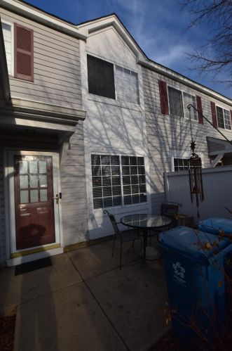 1696 Normantown Rd, Naperville IL  60564-5889 exterior