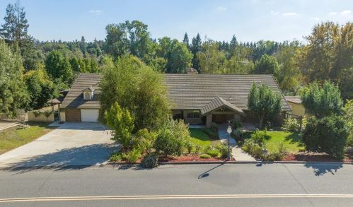 8318 Wilderness Oaks Ct, Valley Home, CA 95361-9254