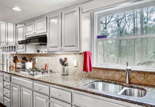 330 Highbrook Dr, Atlanta GA  30342-2315 exterior