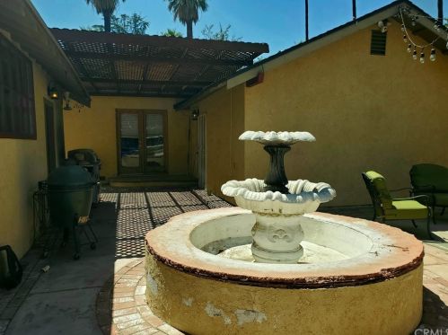 6510 Palm Ave, Riverside CA  92506-2315 exterior