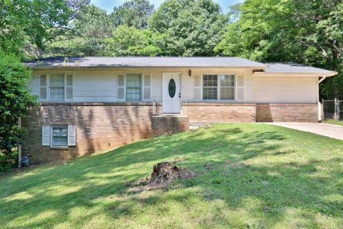 3215 Douglas Ln, Kennesaw, GA 30144-2929