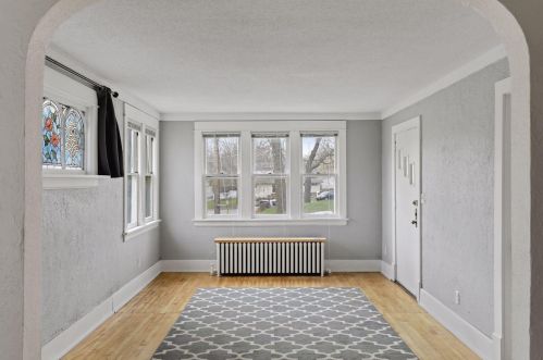695 Idaho Ave, Saint Paul MN  55106-1011 exterior