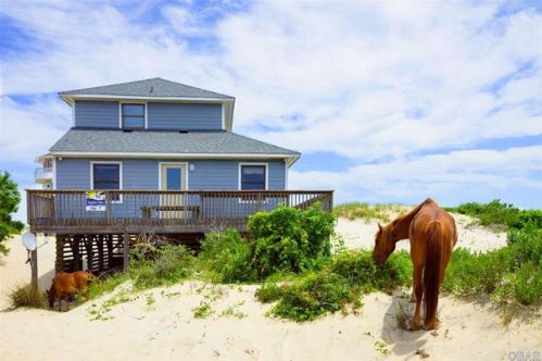 1551 Sandpiper Rd, Corolla, NC 27927