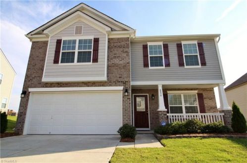 6606 Winners Dr, Whitsett, NC 27377-8784