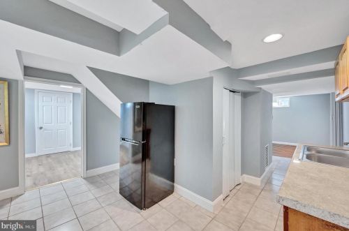 1610 Neely Rd, Silver Spring MD 20903-1938 exterior