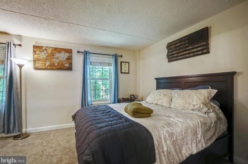 3836 Chesterwood Dr, Silver Spring MD 20906-2862 exterior