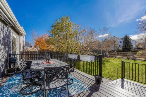 6051 Valdai Way, Aurora CO 80015-6521 exterior