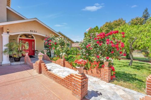 5121 Arroyo St, Fair Oaks, CA 95628-5410