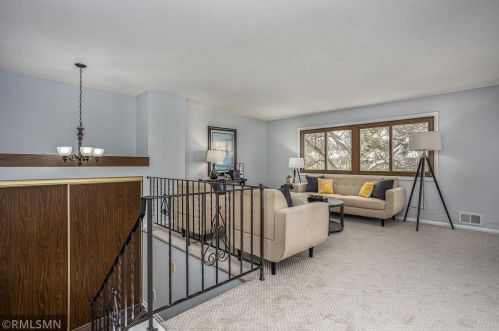 7111 Perry Pl, Minneapolis, MN 55429-1206