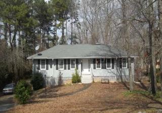 2121 Rolling Acres Dr, Conyers, GA 30094-6135