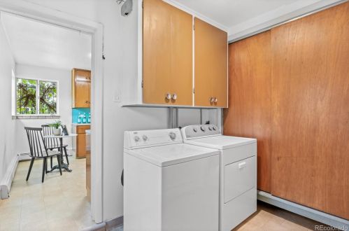 1001 Locust St, Denver CO 80222-7114 exterior