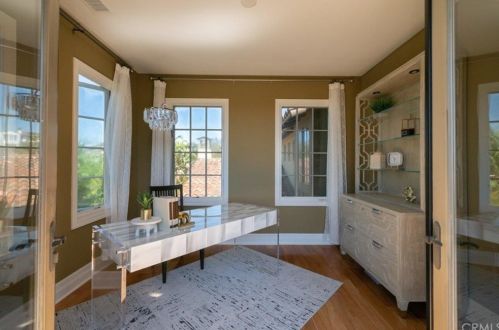 37 Blue Smt, Irvine CA  92603-0168 exterior