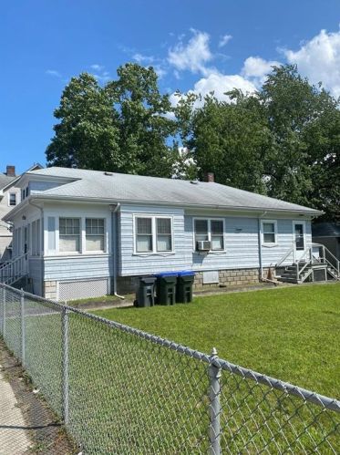 107 Chad Brown St, Providence, RI 02908-3650