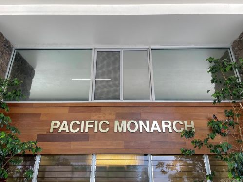 2427 Kuhio Ave, Honolulu HI  96815-3301 exterior