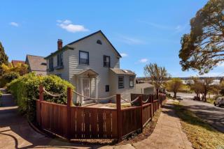 261 B St, Vallejo, CA 94590-3020