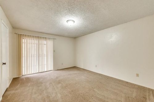 703 Shady Grv Rd, Irving TX  75060-6119 exterior