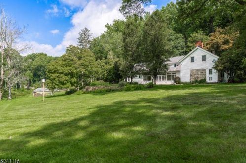 55 Lamerson Rd, Chester, NJ 07930-2427