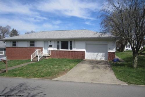 134 Olive St, Lake Ridge WV  26330-1125 exterior