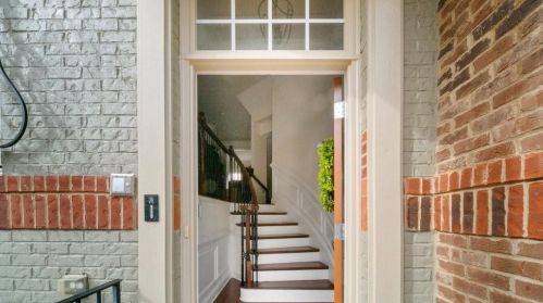 343 Ardmore Ct, Atlanta, GA 30309-1828