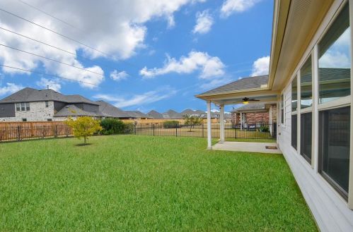 2843 Cone Flower Dr, Richmond TX 77469-5551 exterior