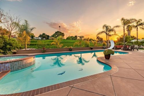 1440 Belmont Park Rd, Oceanside, CA 92057-5727