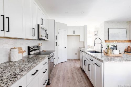 15805 Double Eagle Dr, Morrison CO  80465-9637 exterior