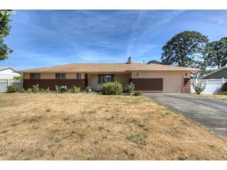 3695 Cooley Dr, Salem, OR 97305-1409