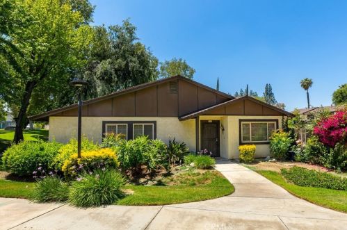 2885 Irving St, Riverside, CA 92504-4204