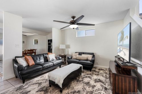 87-836 Helekula Way, Nanakuli, HI 96792-3382